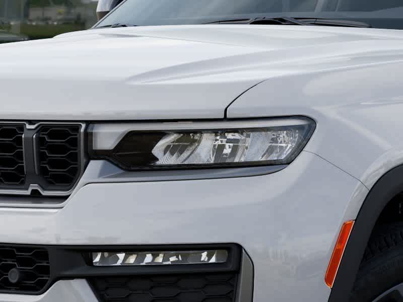 Thumbnail: 2026 Jeep Grand Cherokee L - 18