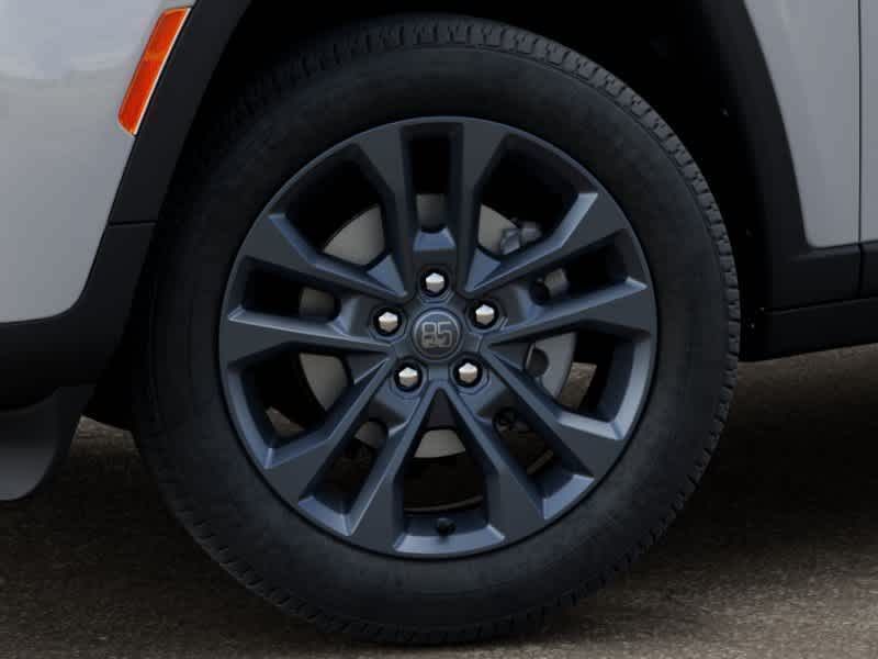 Thumbnail: 2026 Jeep Grand Cherokee L - 8
