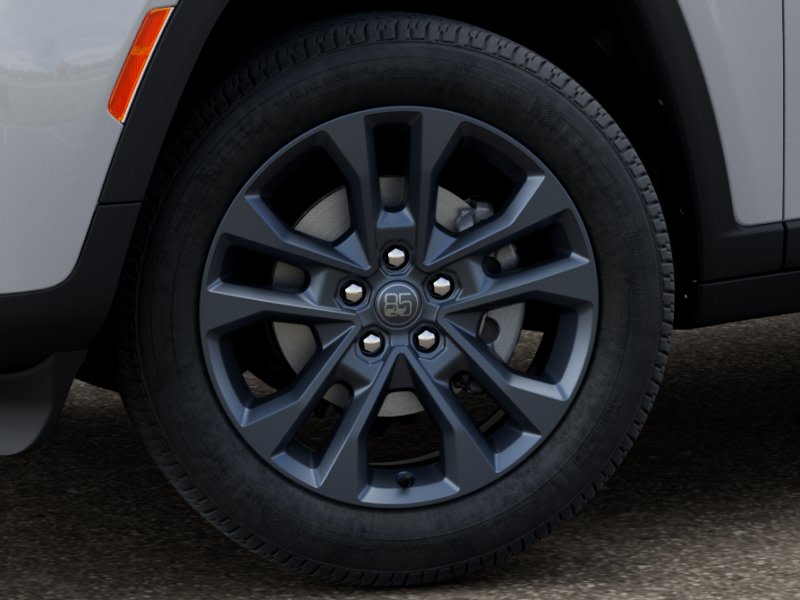 Thumbnail: 2026 Jeep Grand Cherokee L - 8