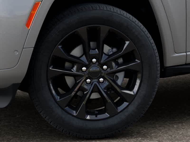 Thumbnail: 2026 Jeep Grand Cherokee L - 8