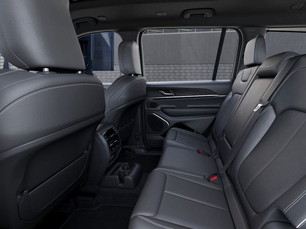 Thumbnail: 2026 Jeep Grand Cherokee L - 11