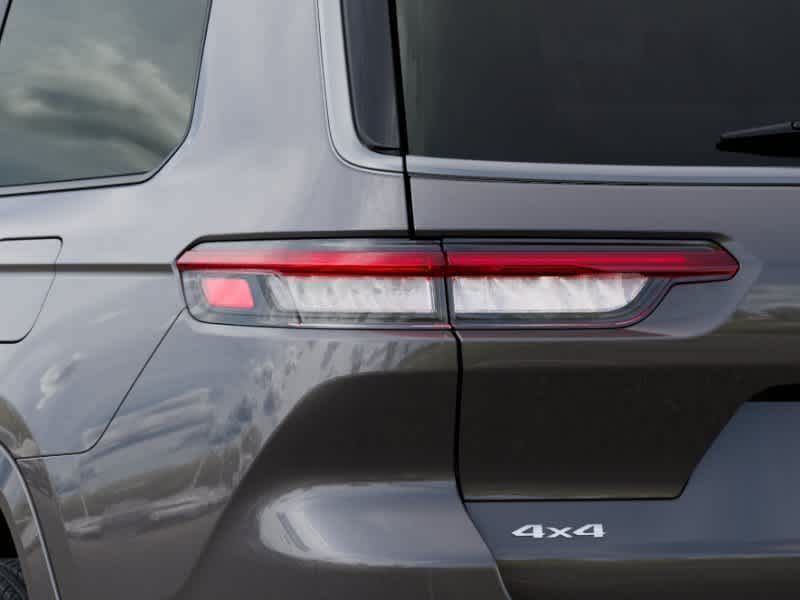 Thumbnail: 2026 Jeep Grand Cherokee L - 18