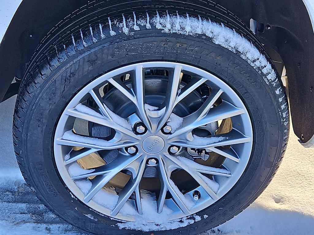 Thumbnail: 2025 Jeep Grand Cherokee L - 8