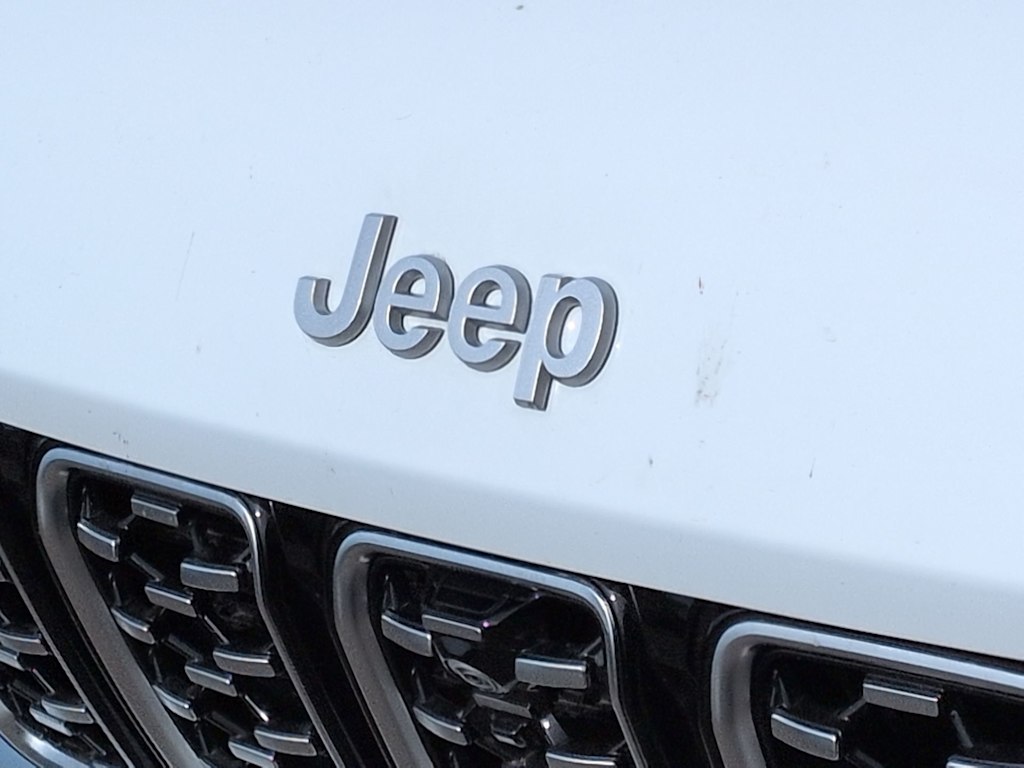 Thumbnail: 2025 Jeep Grand Cherokee L - 7