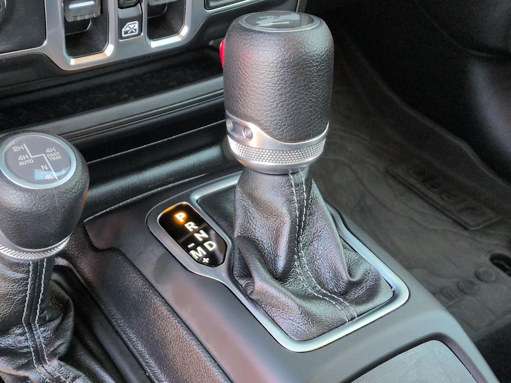 Thumbnail: 2025 Jeep Wrangler - 16