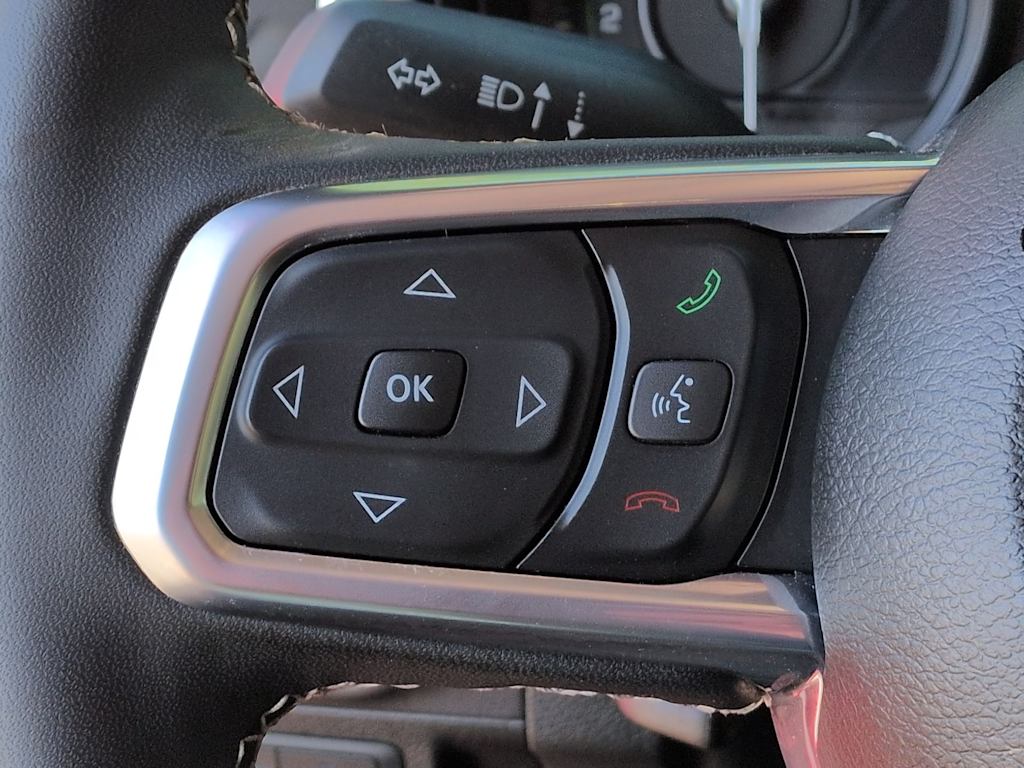 Thumbnail: 2025 Jeep Wrangler - 29