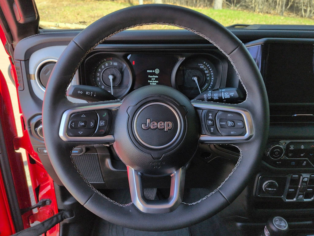 Thumbnail: 2025 Jeep Wrangler - 14