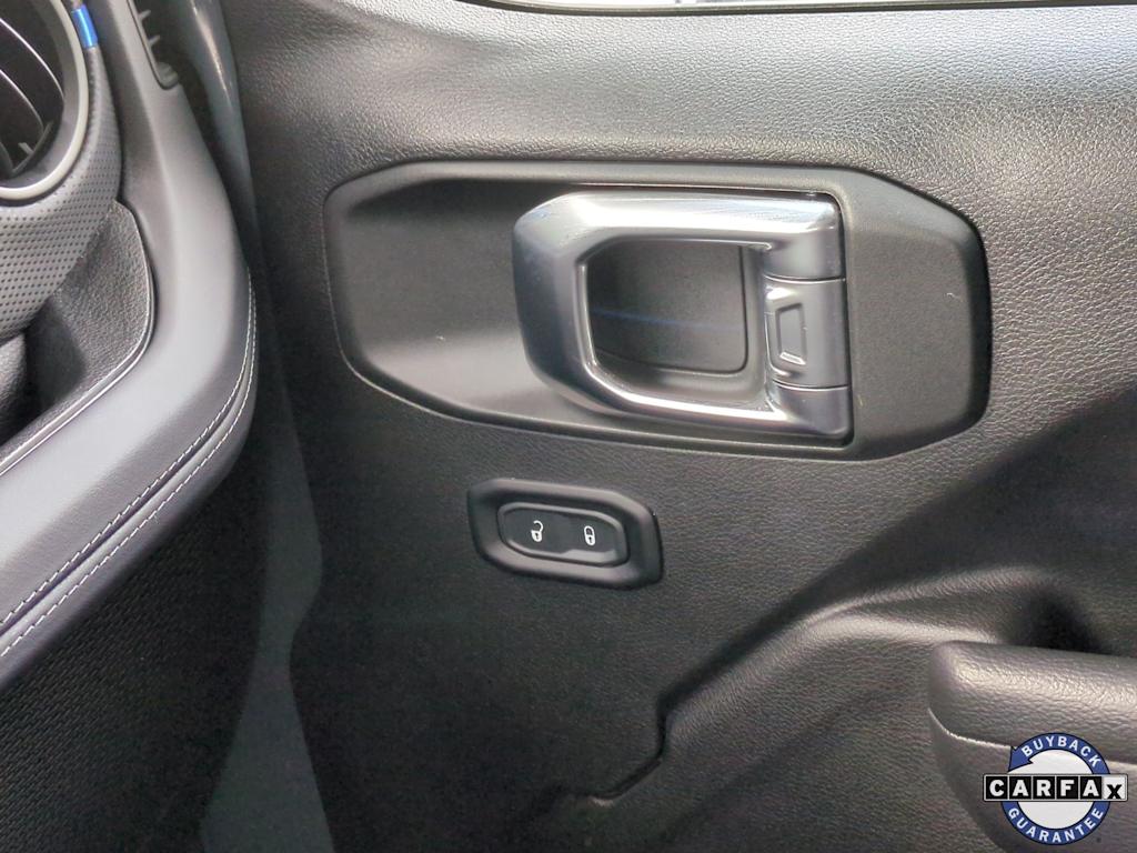 Thumbnail: 2025 Jeep Wrangler - 38