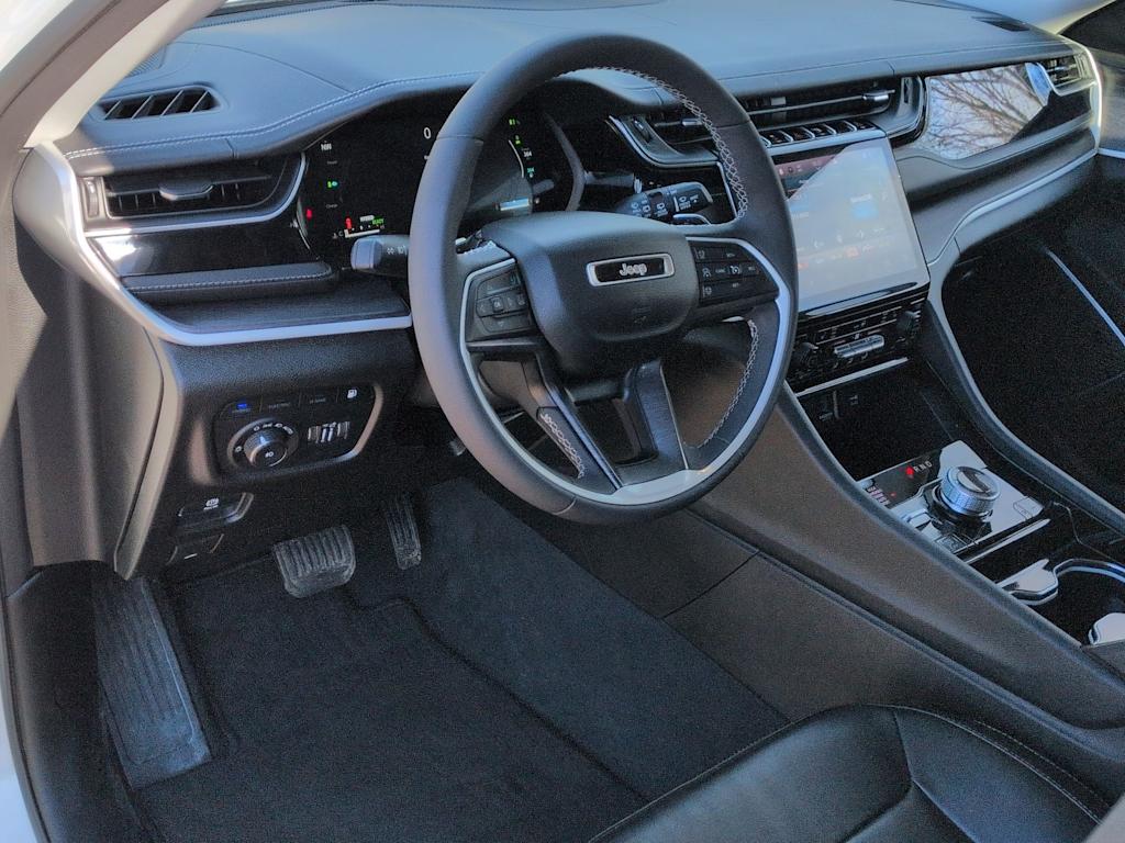 Thumbnail: 2022 Jeep Grand Cherokee - 2