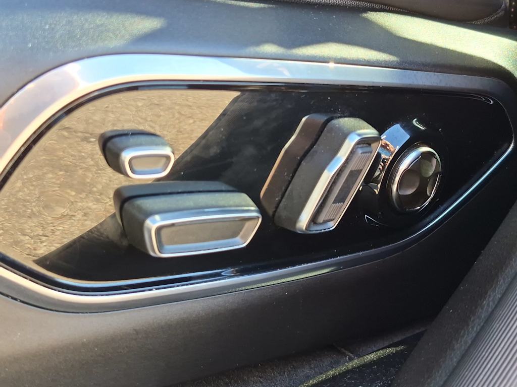 Thumbnail: 2024 Jeep Grand Cherokee - 26