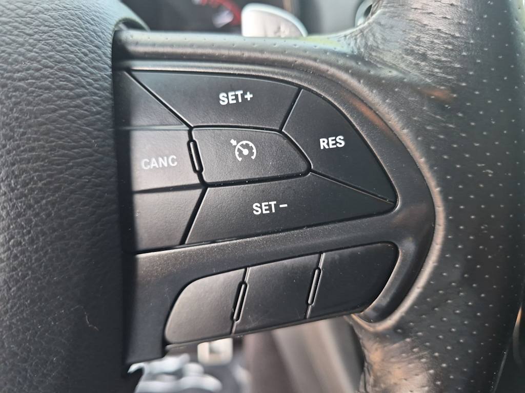 Thumbnail: 2018 Dodge Durango - 30