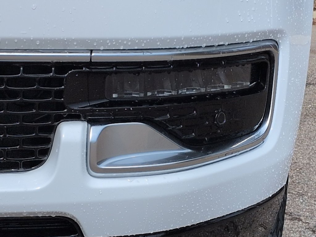 Thumbnail: 2025 Jeep Wagoneer - 22