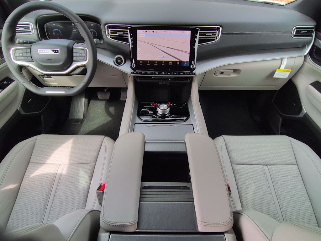 Thumbnail: 2025 Jeep Wagoneer - 9