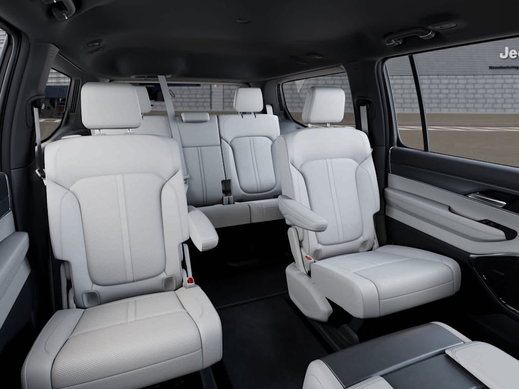 Thumbnail: 2026 Jeep Grand Wagoneer - 6