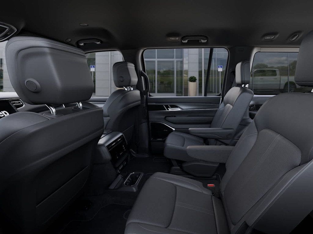 Thumbnail: 2026 Jeep Grand Wagoneer - 24