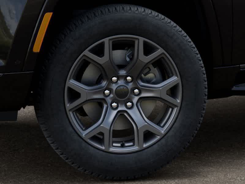 Thumbnail: 2026 Jeep Grand Wagoneer - 5