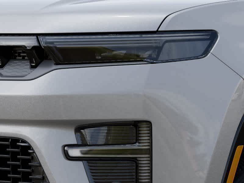 Thumbnail: 2026 Jeep Grand Wagoneer - 17