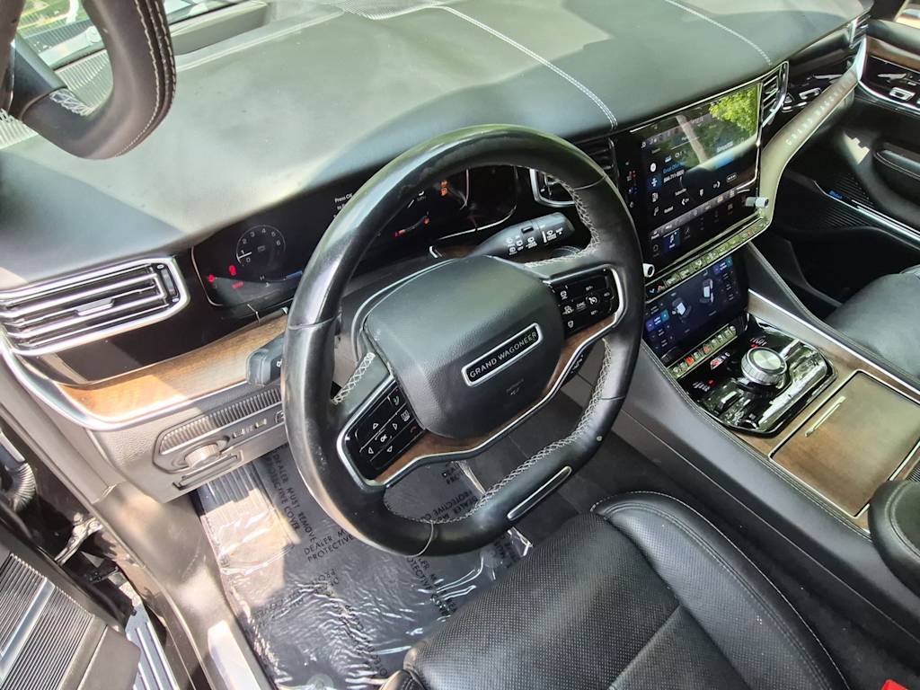 Thumbnail: 2022 Jeep Grand Wagoneer - 2