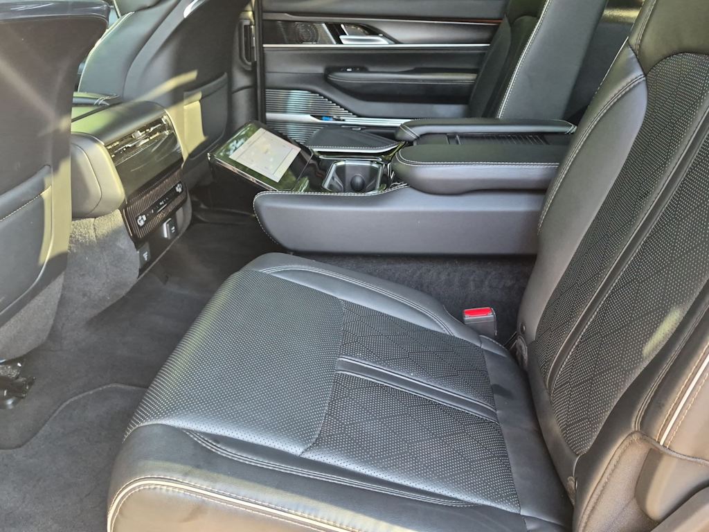 Thumbnail: 2024 Jeep Grand Wagoneer - 12