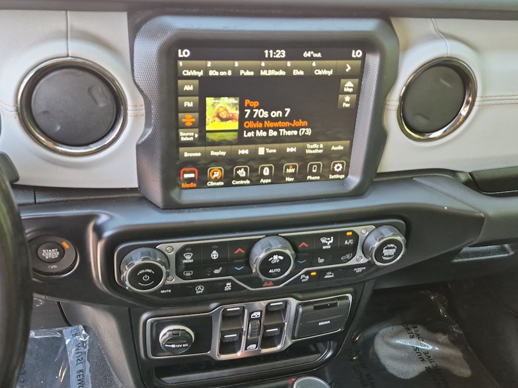 Thumbnail: 2021 Jeep Gladiator - 12