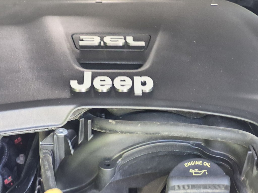 Thumbnail: 2021 Jeep Gladiator - 26
