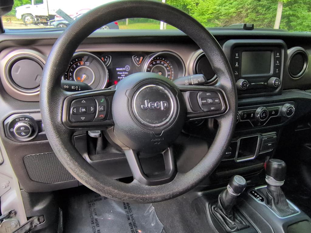 Thumbnail: 2020 Jeep Gladiator - 8
