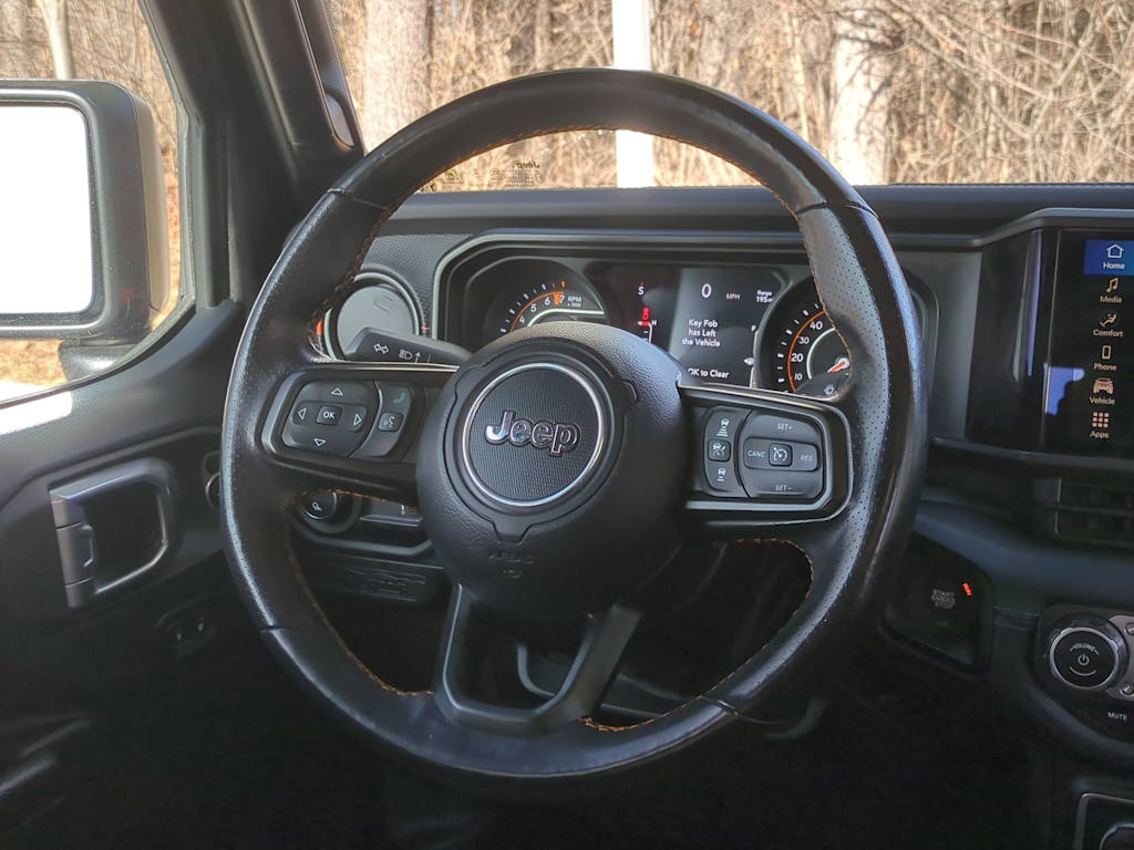 Thumbnail: 2024 Jeep Gladiator - 9