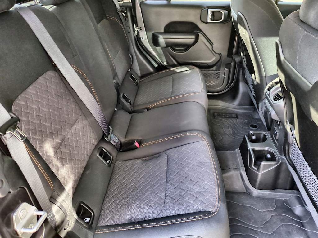 Thumbnail: 2024 Jeep Gladiator - 11