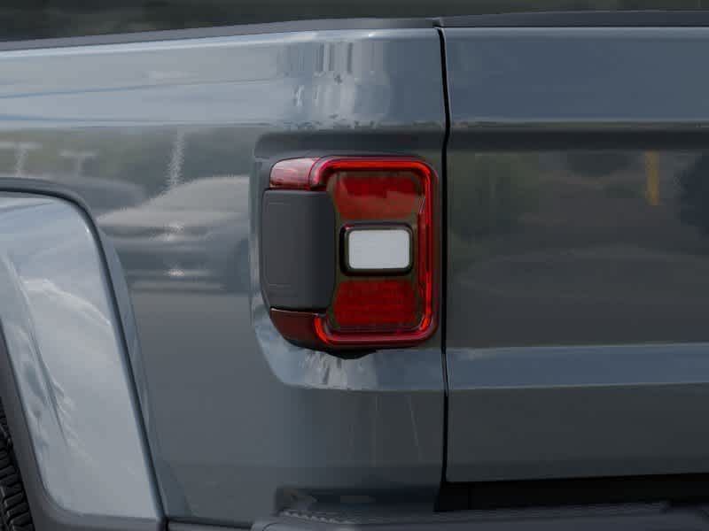 Thumbnail: 2026 Jeep Gladiator - 16