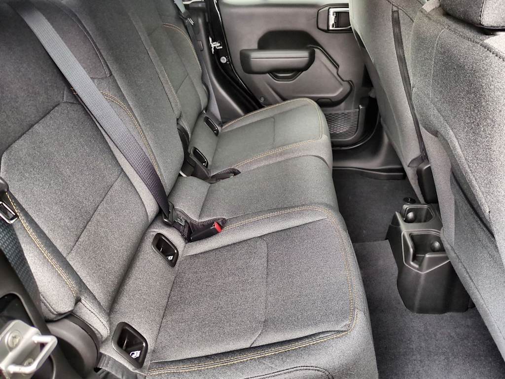 Thumbnail: 2025 Jeep Gladiator - 11