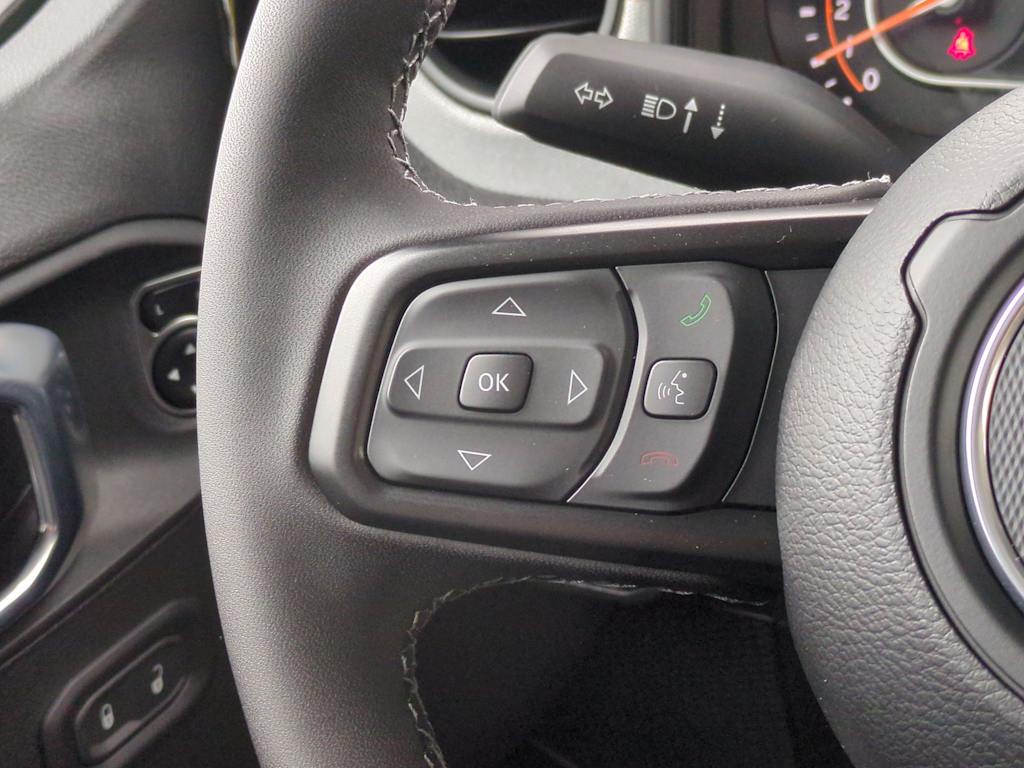 Thumbnail: 2025 Jeep Gladiator - 29