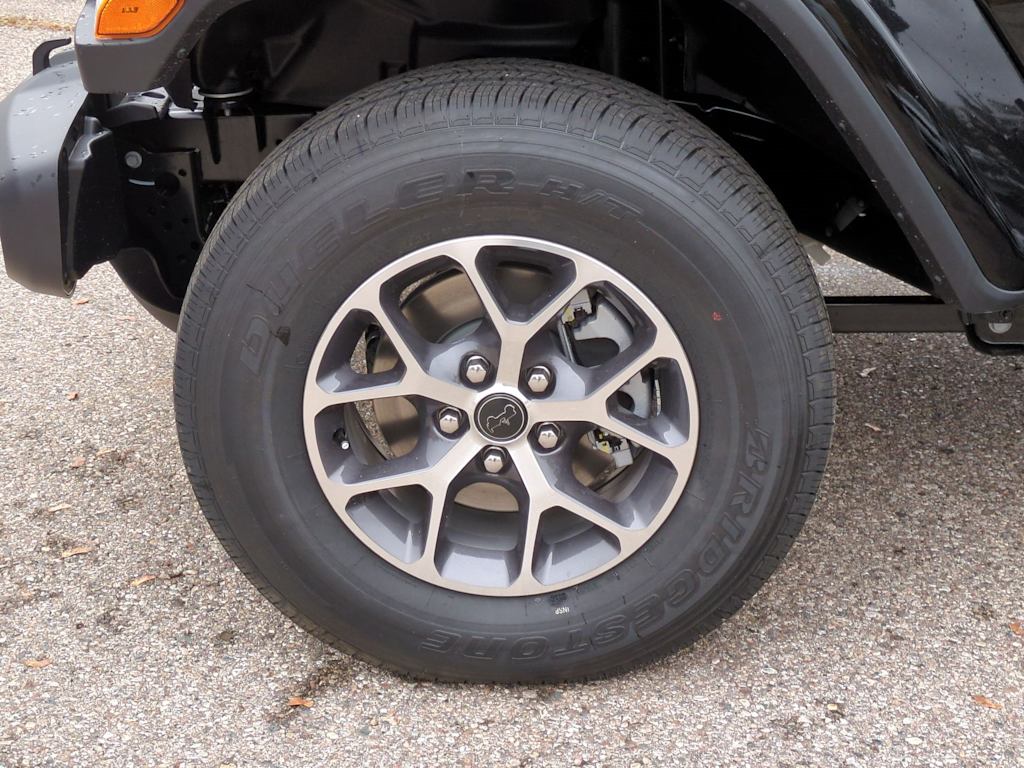 Thumbnail: 2025 Jeep Gladiator - 8