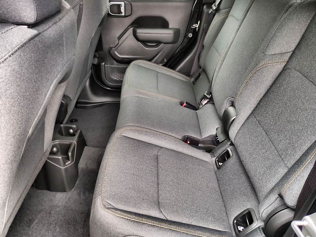 Thumbnail: 2025 Jeep Gladiator - 27