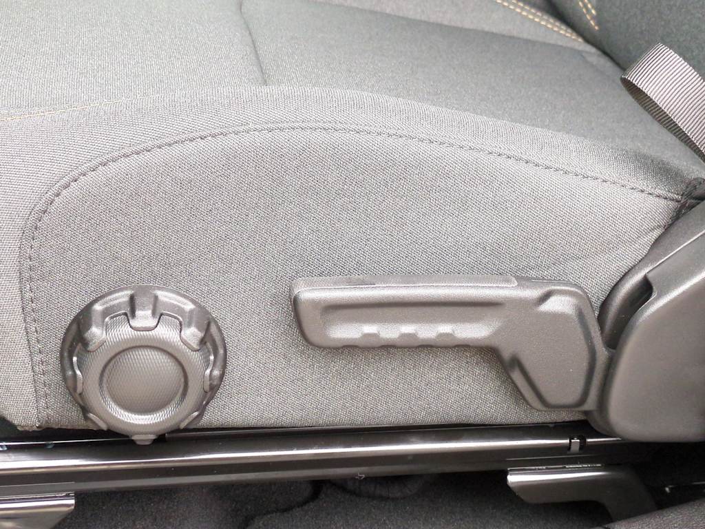 Thumbnail: 2025 Jeep Gladiator - 26