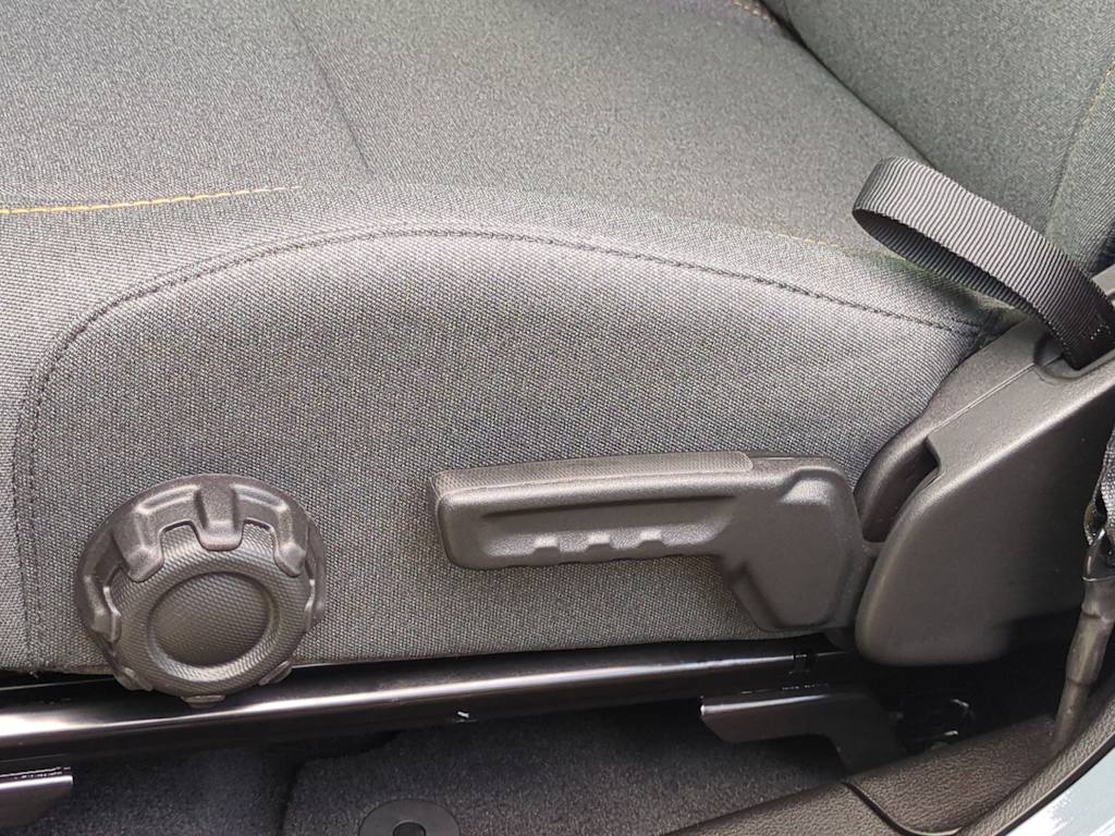 Thumbnail: 2025 Jeep Gladiator - 26