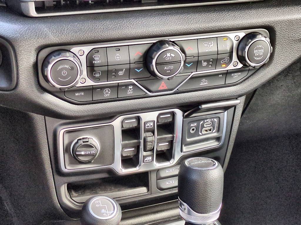 Thumbnail: 2025 Jeep Gladiator - 34