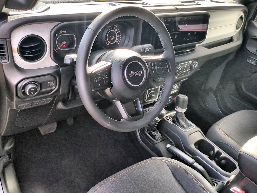 Thumbnail: 2025 Jeep Gladiator - 2