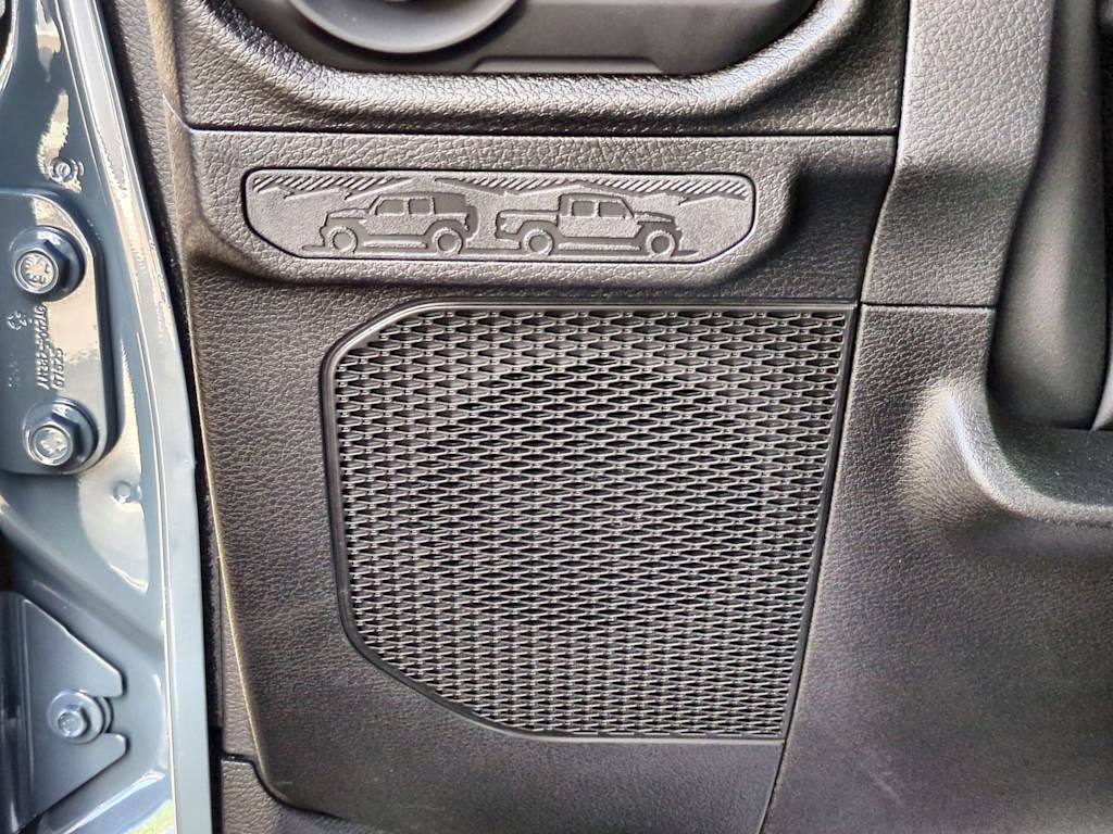 Thumbnail: 2025 Jeep Gladiator - 33