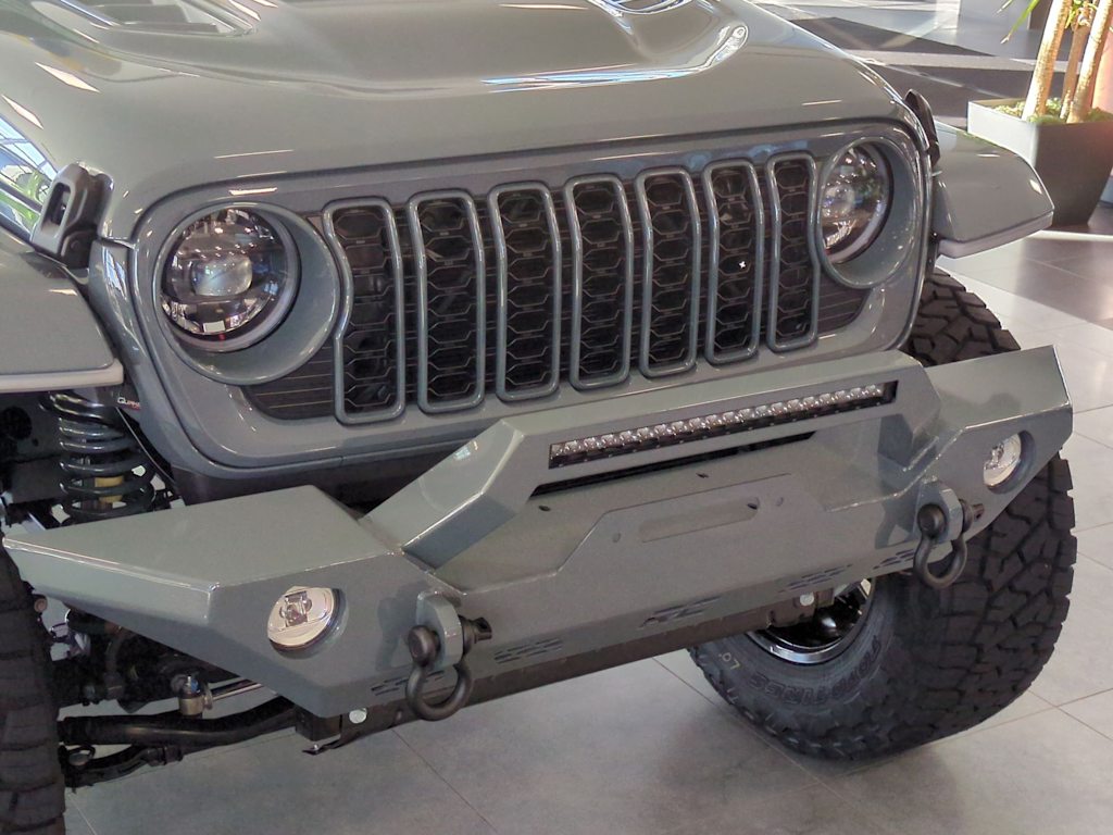 Thumbnail: 2025 Jeep Gladiator - 36
