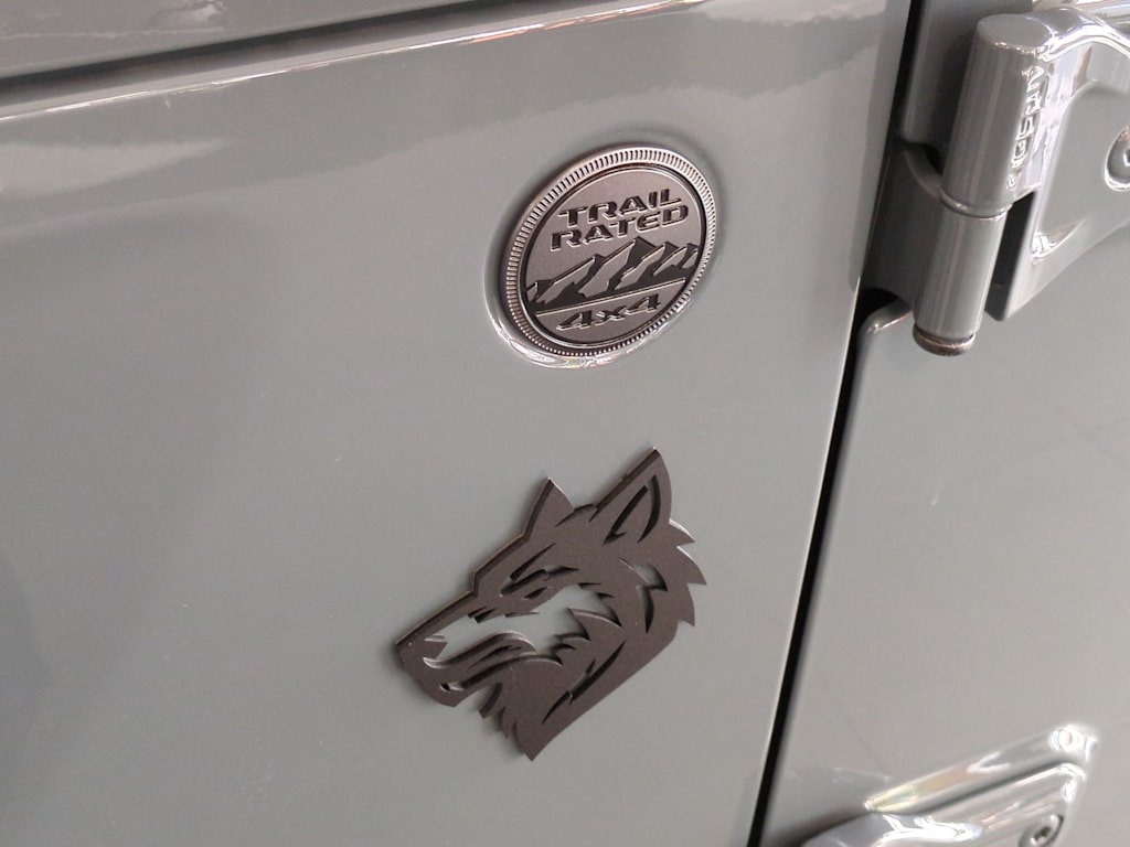 Thumbnail: 2025 Jeep Gladiator - 35