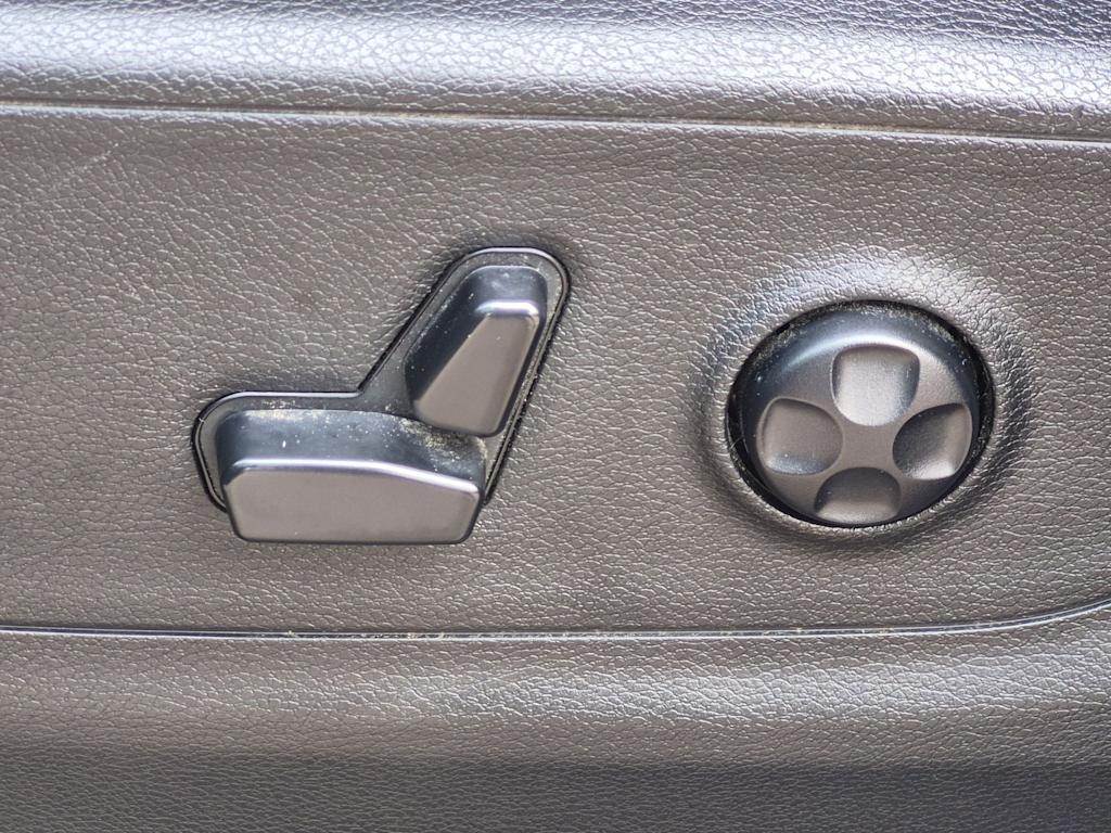 Thumbnail: 2019 RAM 1500 - 25