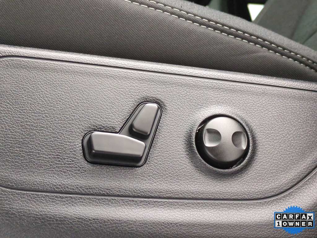 Thumbnail: 2026 RAM 1500 - 25