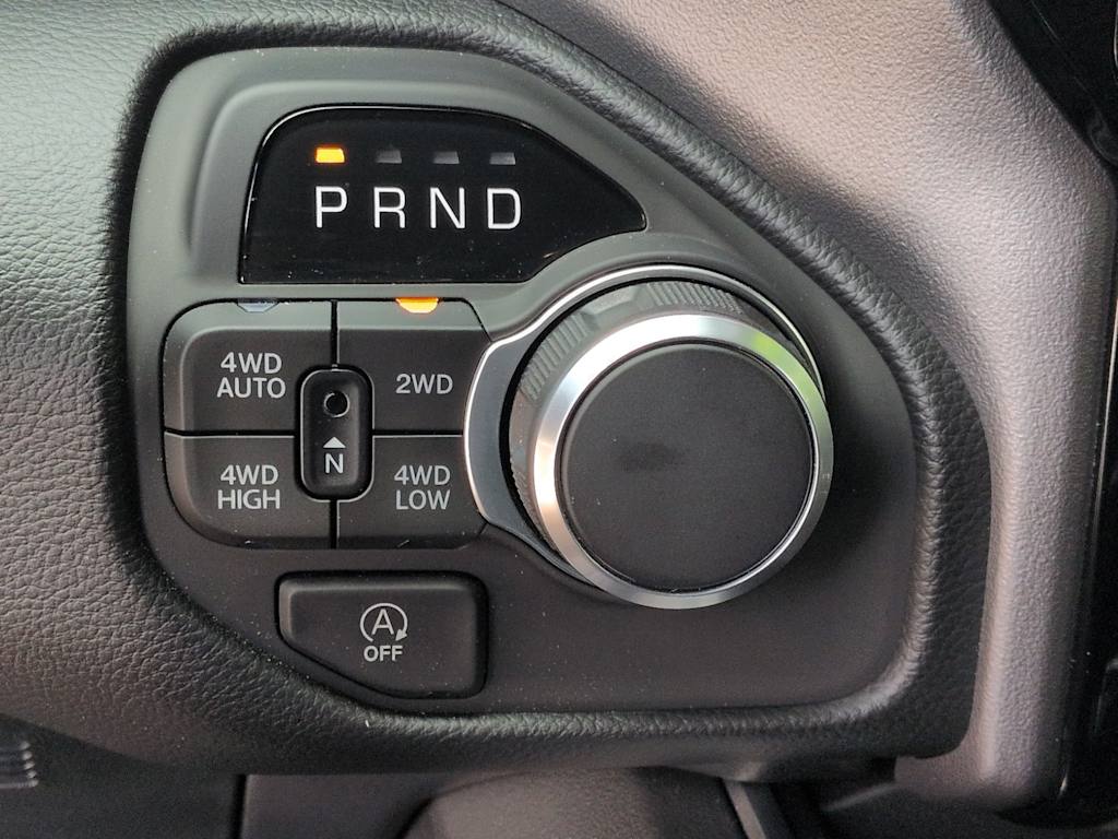 Thumbnail: 2026 RAM 1500 - 35