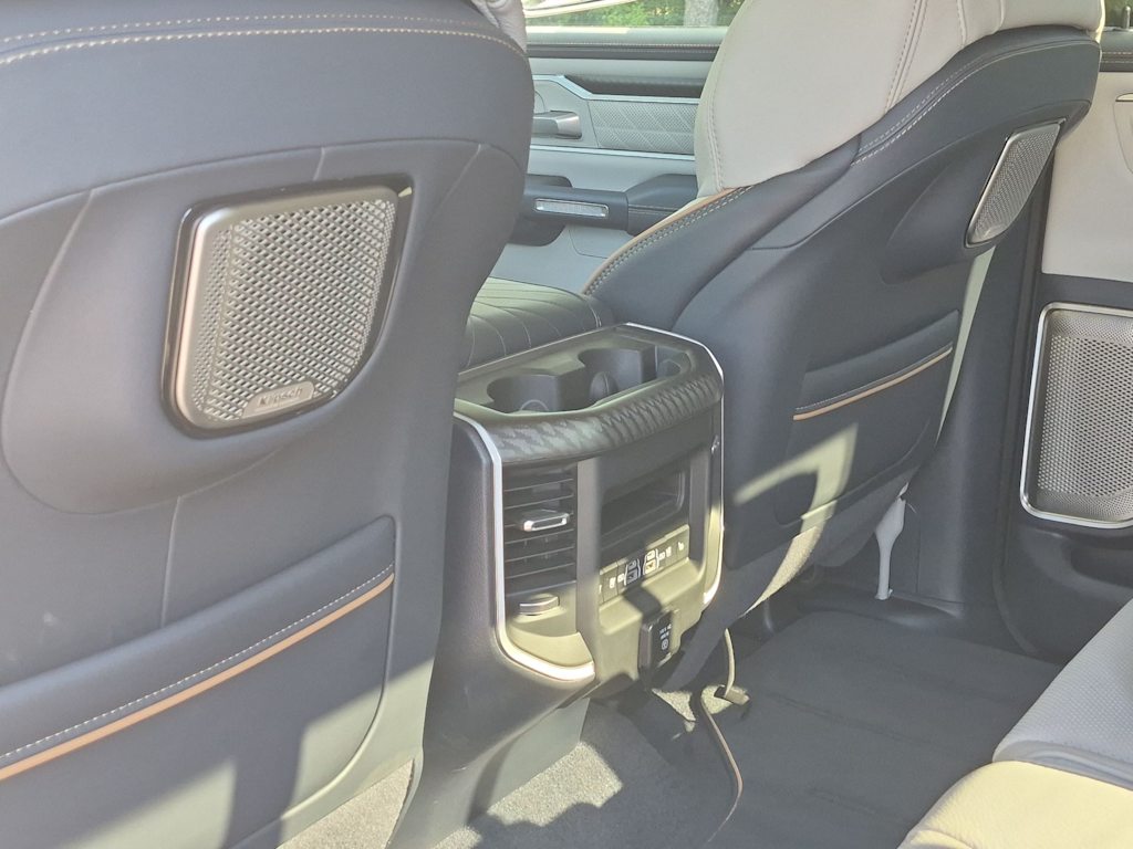 Thumbnail: 2025 RAM 1500 - 25