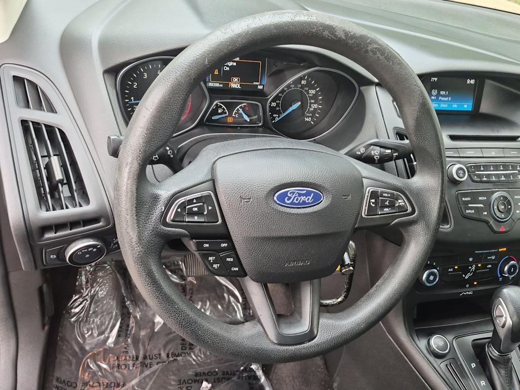 Thumbnail: 2017 Ford Focus - 13