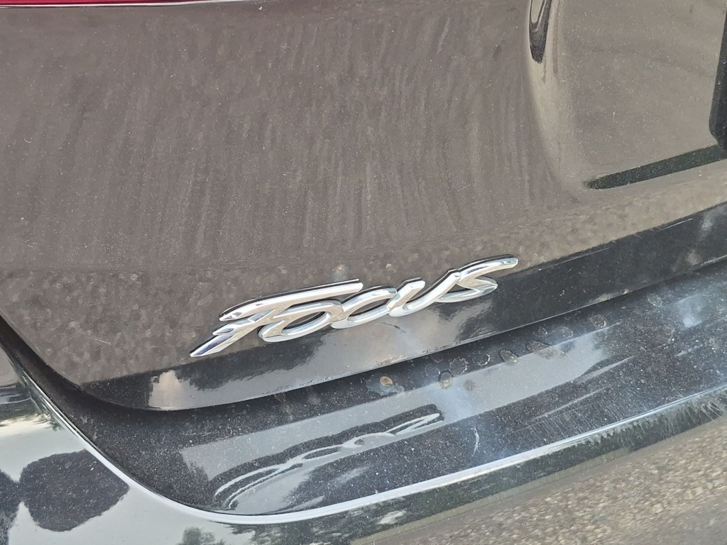 Thumbnail: 2017 Ford Focus - 25