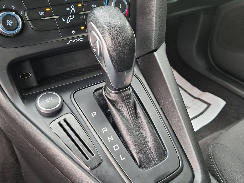 Thumbnail: 2017 Ford Focus - 16
