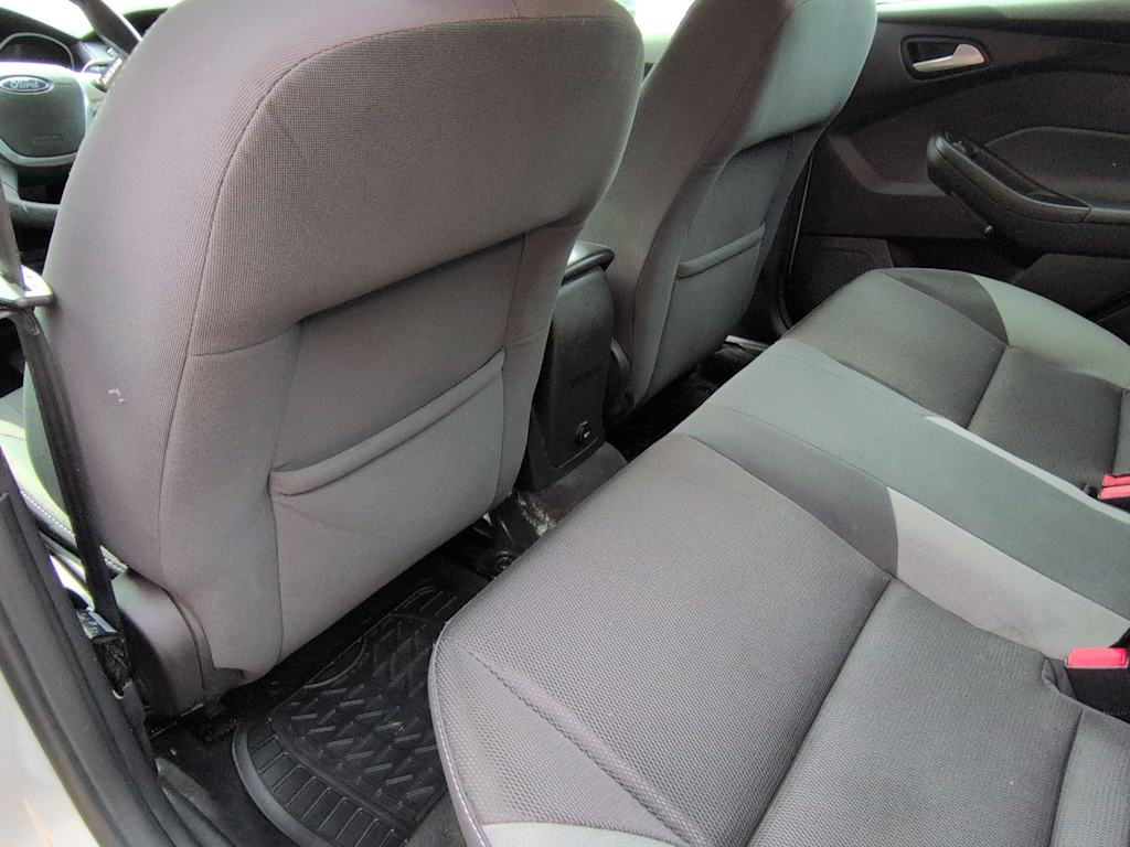 Thumbnail: 2013 Ford Focus - 12