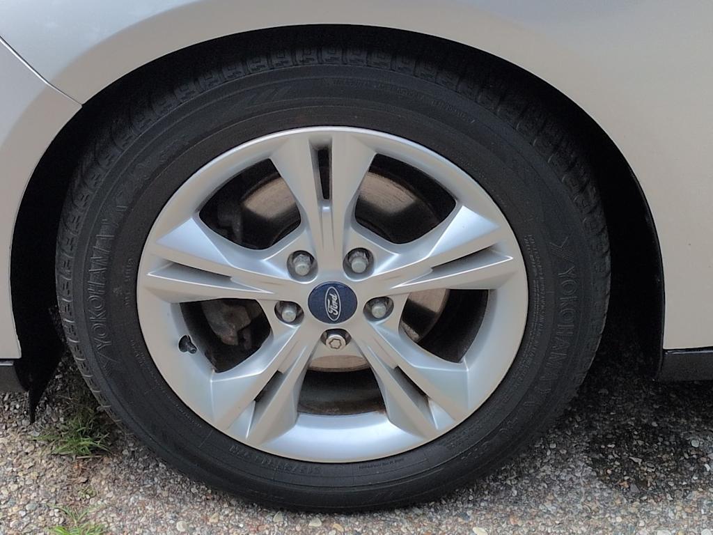Thumbnail: 2013 Ford Focus - 8