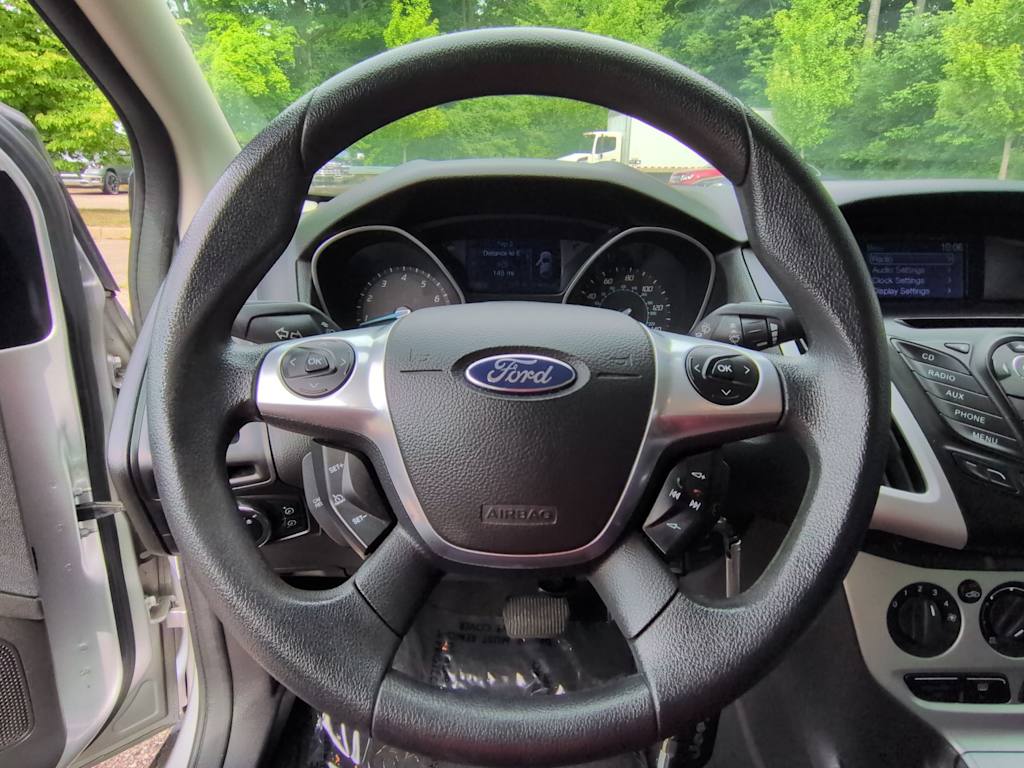 Thumbnail: 2013 Ford Focus - 13